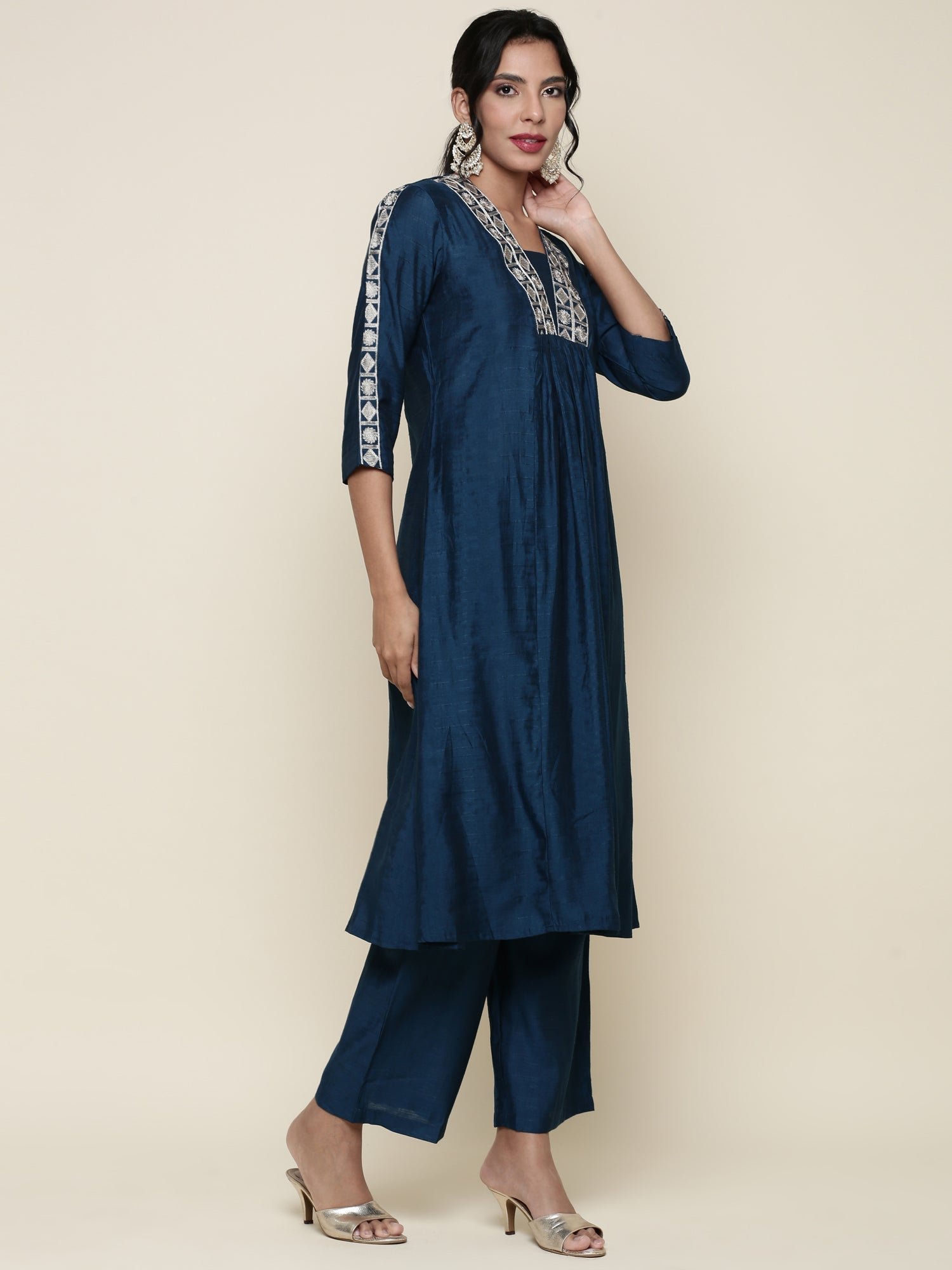 Muslin Midnight Blue embroidered Three piece suit set - Image 2