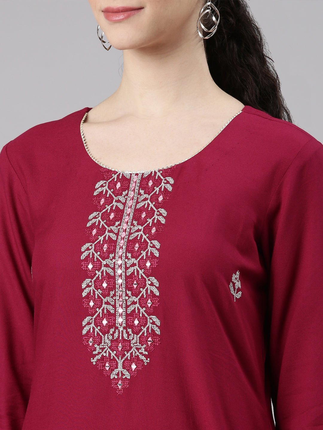 Websprint Red Straight Casual Floral Kurta - Image 5